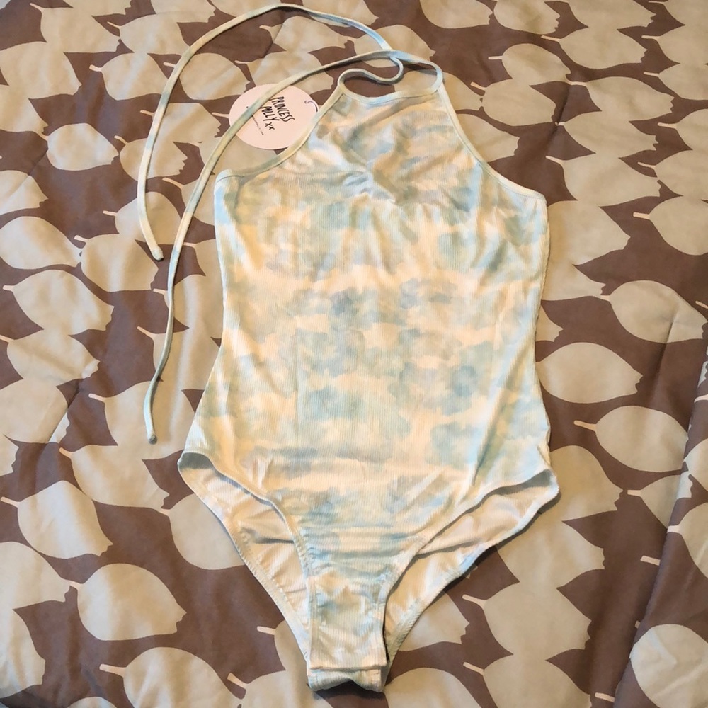 Princess Polly Halter Cloud Nine Body Suit☁️BOGO!!!!